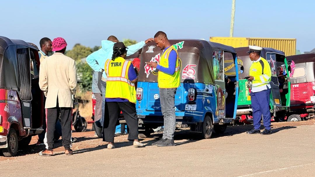 TIRA Kanda ya Nyanda za Juu Kusini yatoa elimu ya bima katika zoezi la ukaguzi wa vyombo vya moto